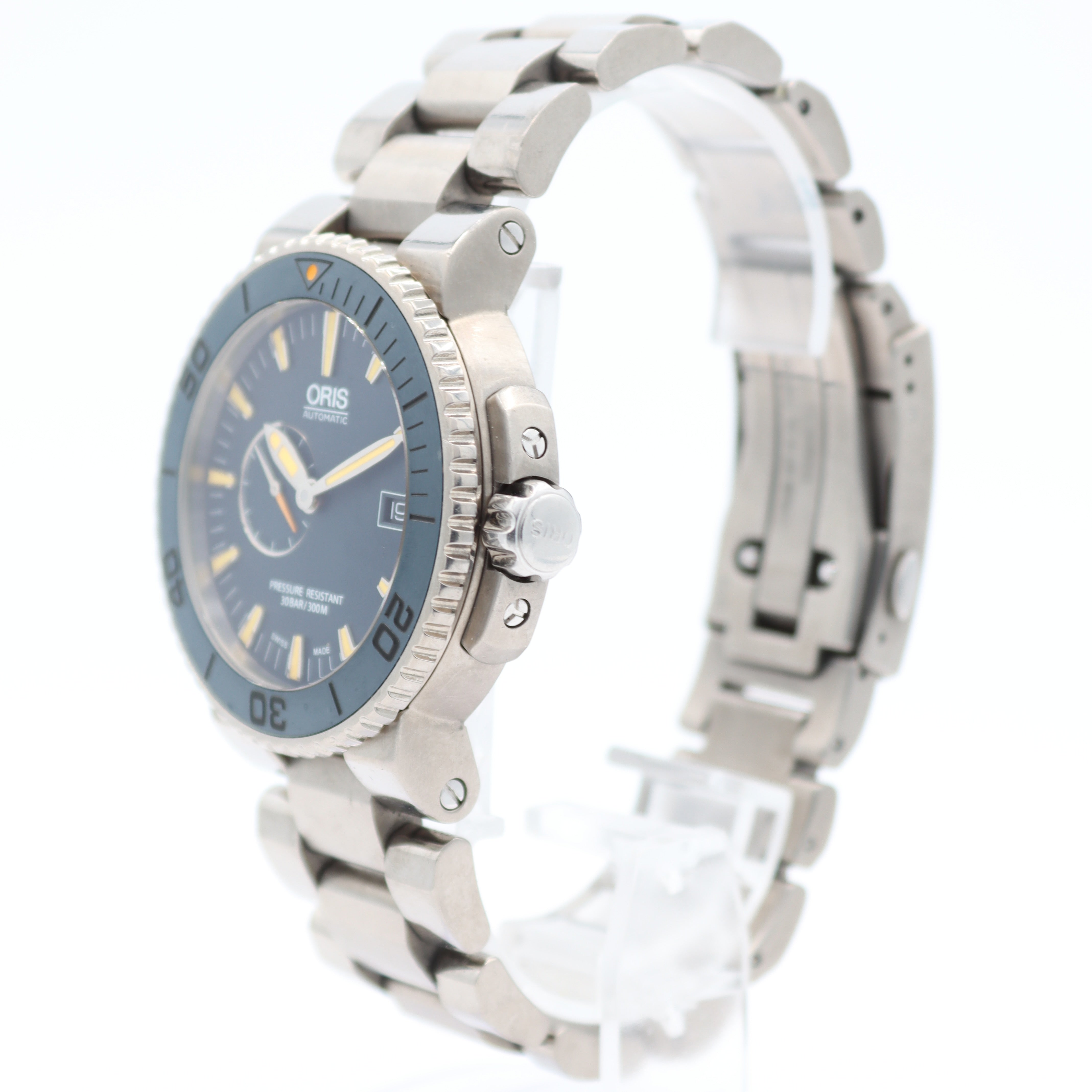 Oris Aquis Maldives Limited Edition 01.643.7654.7185