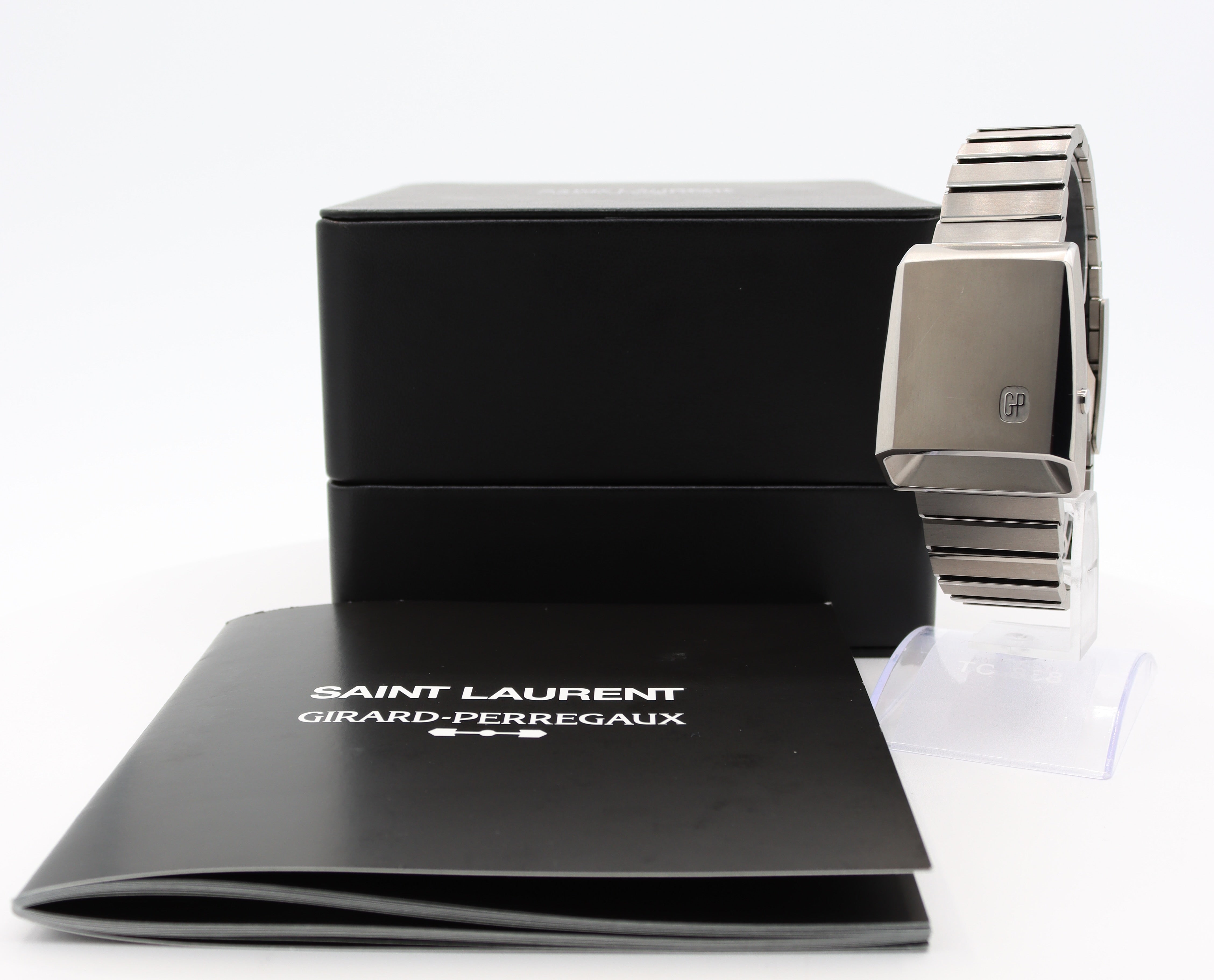 Girard Perregaux-Saint Laurent Casquette 2.0 39800-21-3480-6GM