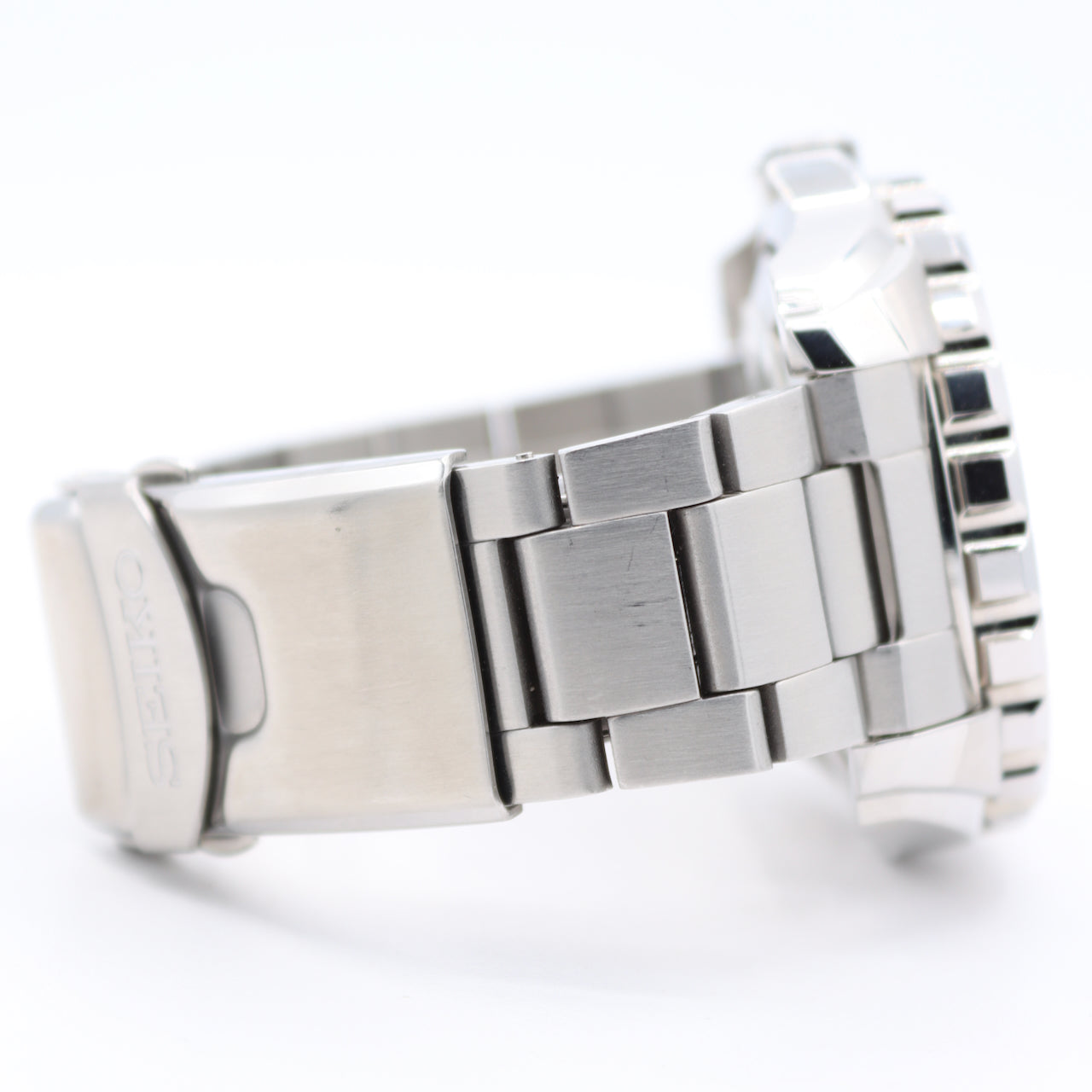 Seiko 5 Sports Monster 4R36-06B0