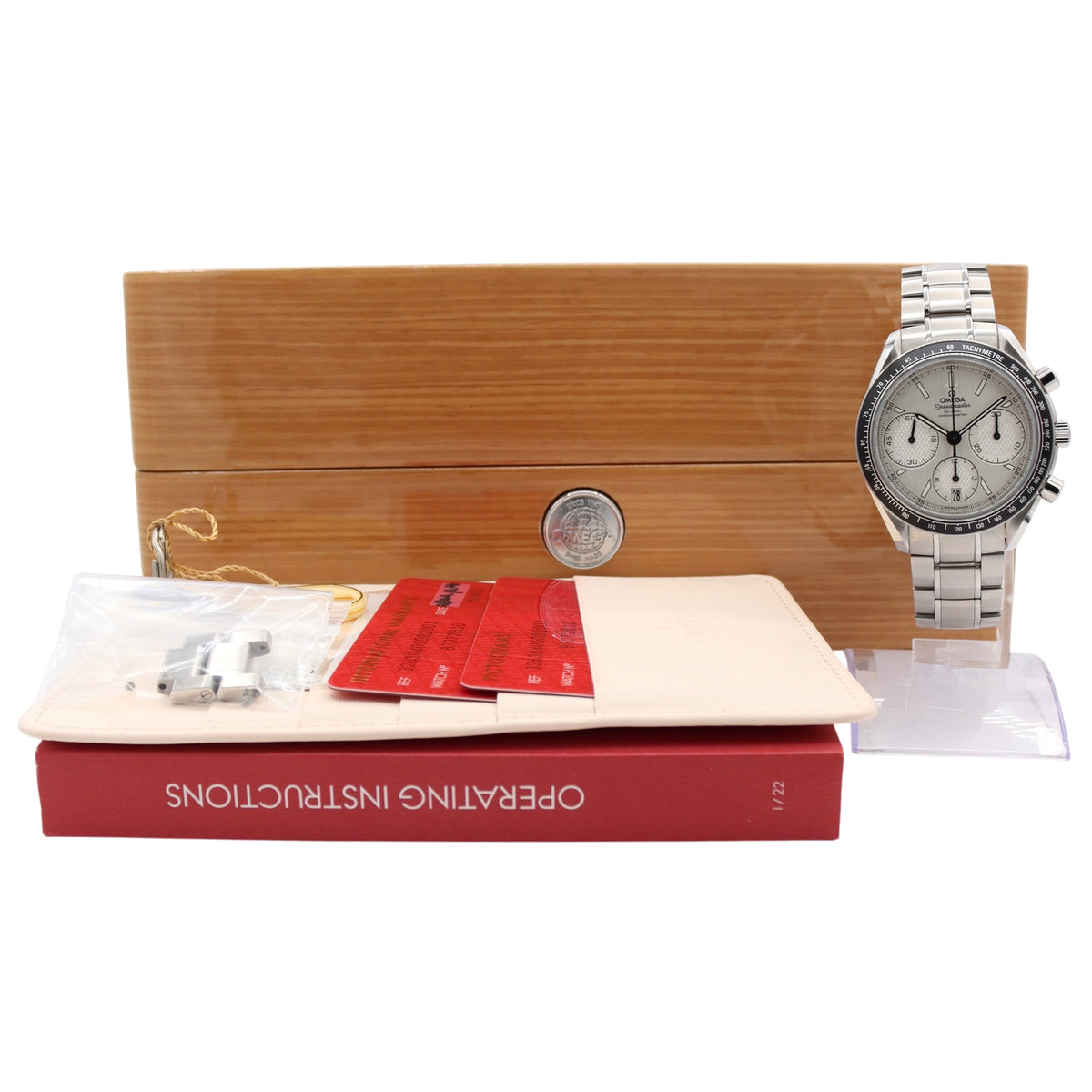 Omega Speedmaster Racing 326.30.40.50.02.001 2026