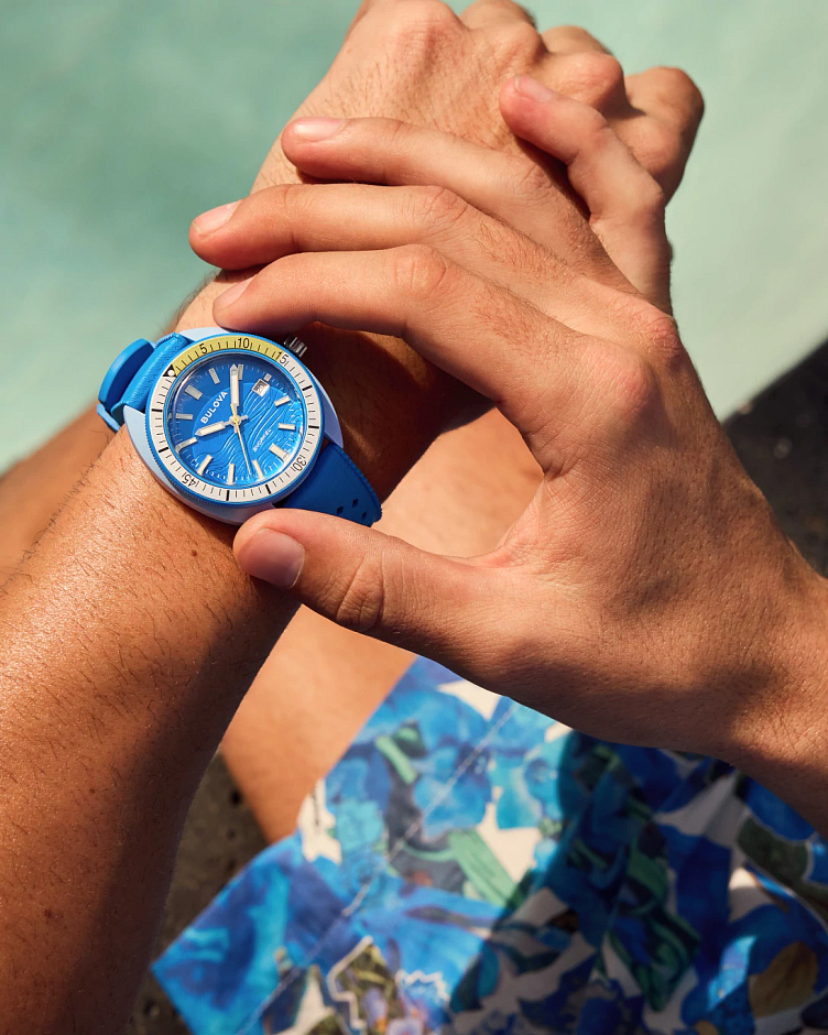 41mm Bulova 98B445 Oceanographer Snorkel Men's Quartz Wristwatch Blue Tang Fish