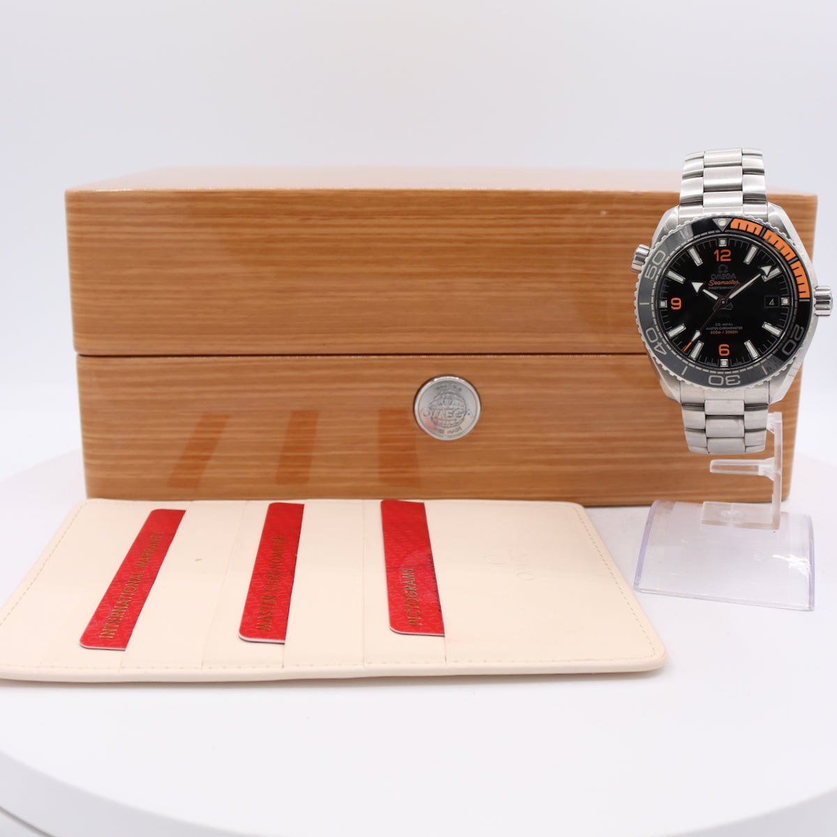 Omega Seamaster Planet Ocean 215.30.44.21.01.002 – photo 2