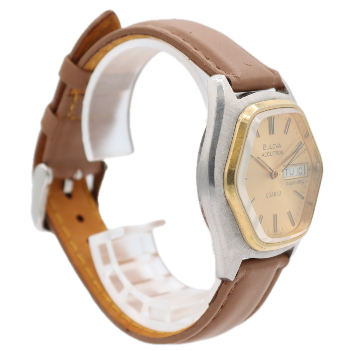 Bulova Accutron Dual Day 954 1977