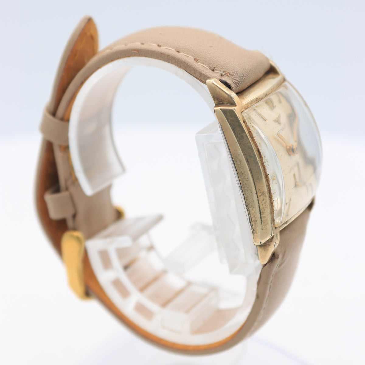 Wittnauer Linen 2282 10TN