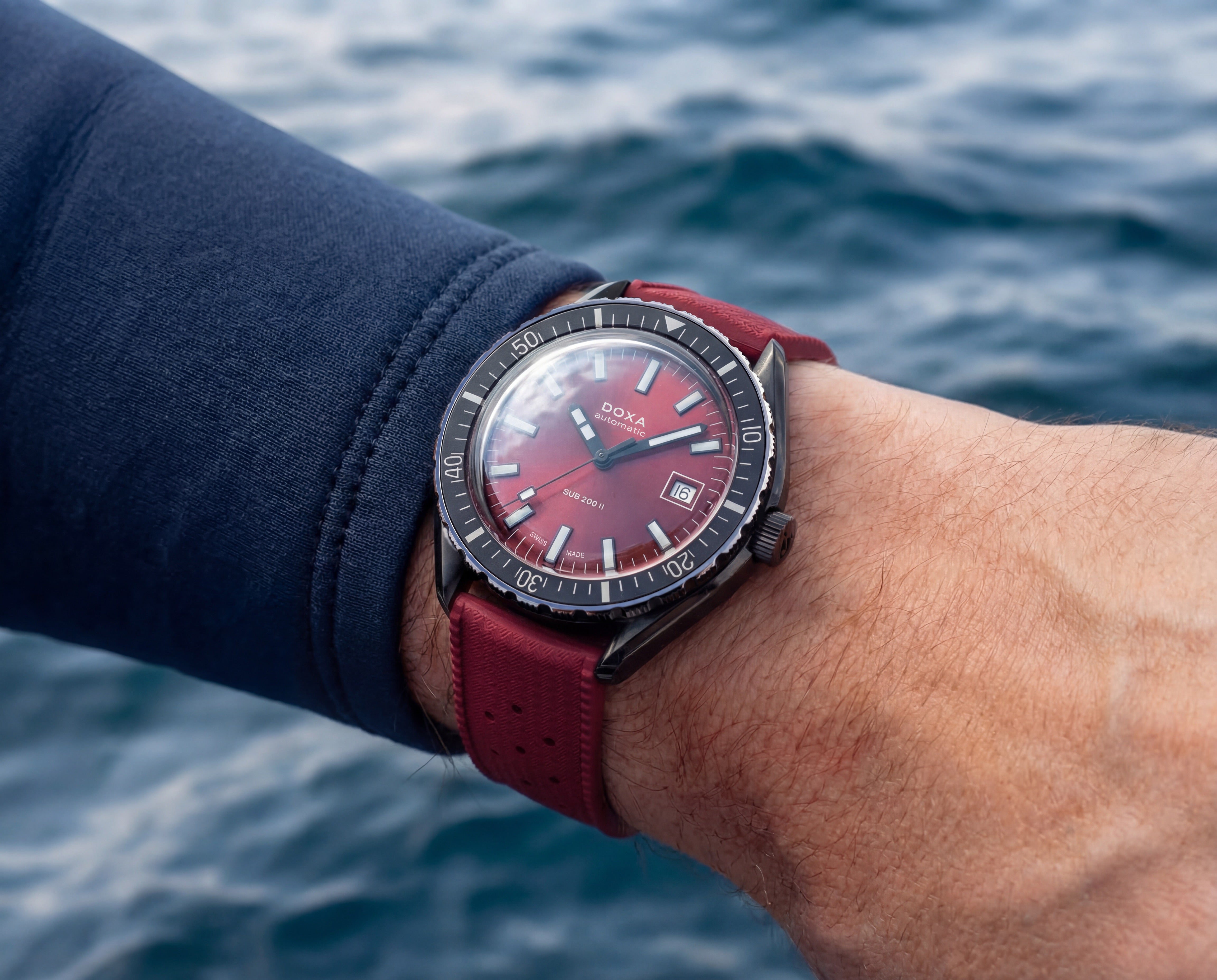 Doxa Sub 200II Redcoral 795.70.161.22