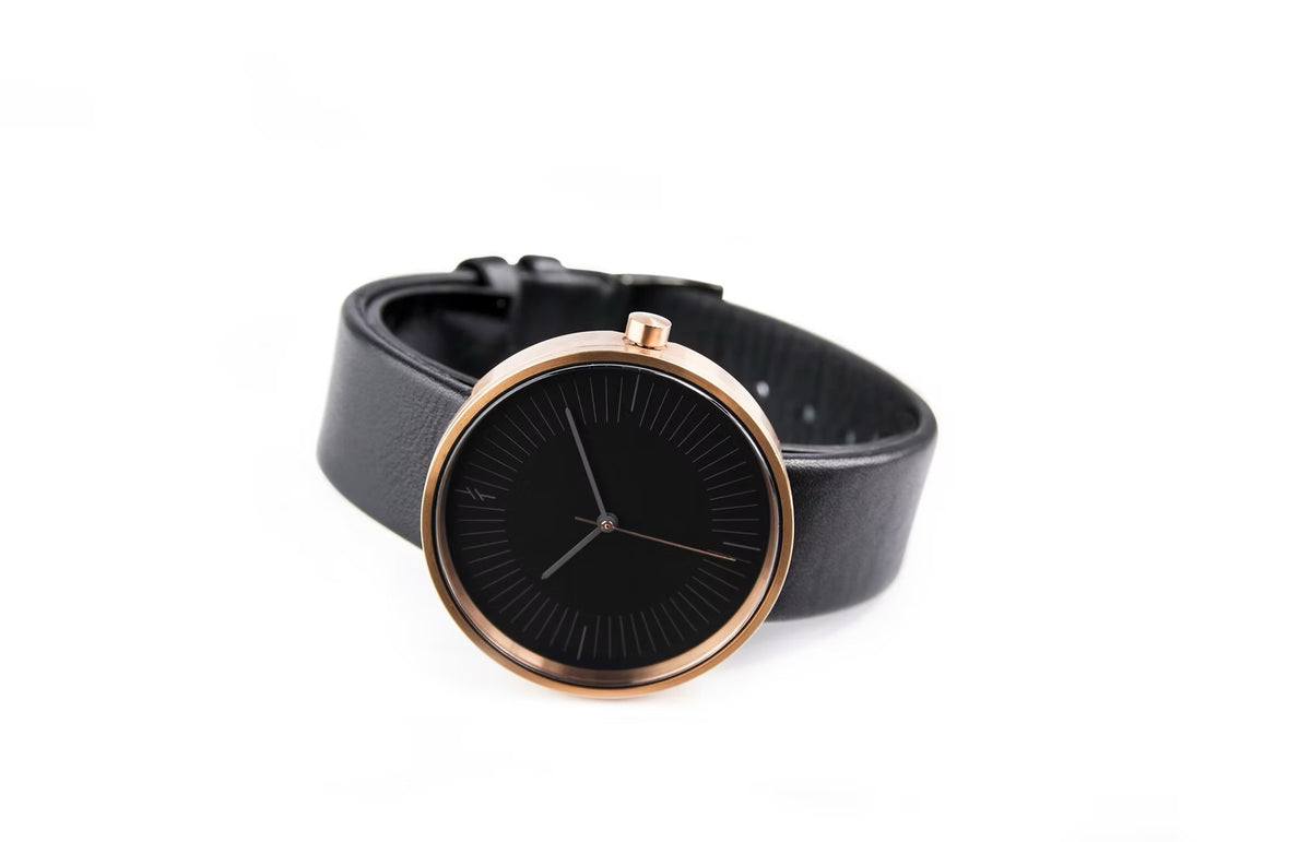Simpl Timeless Amber Black T170980