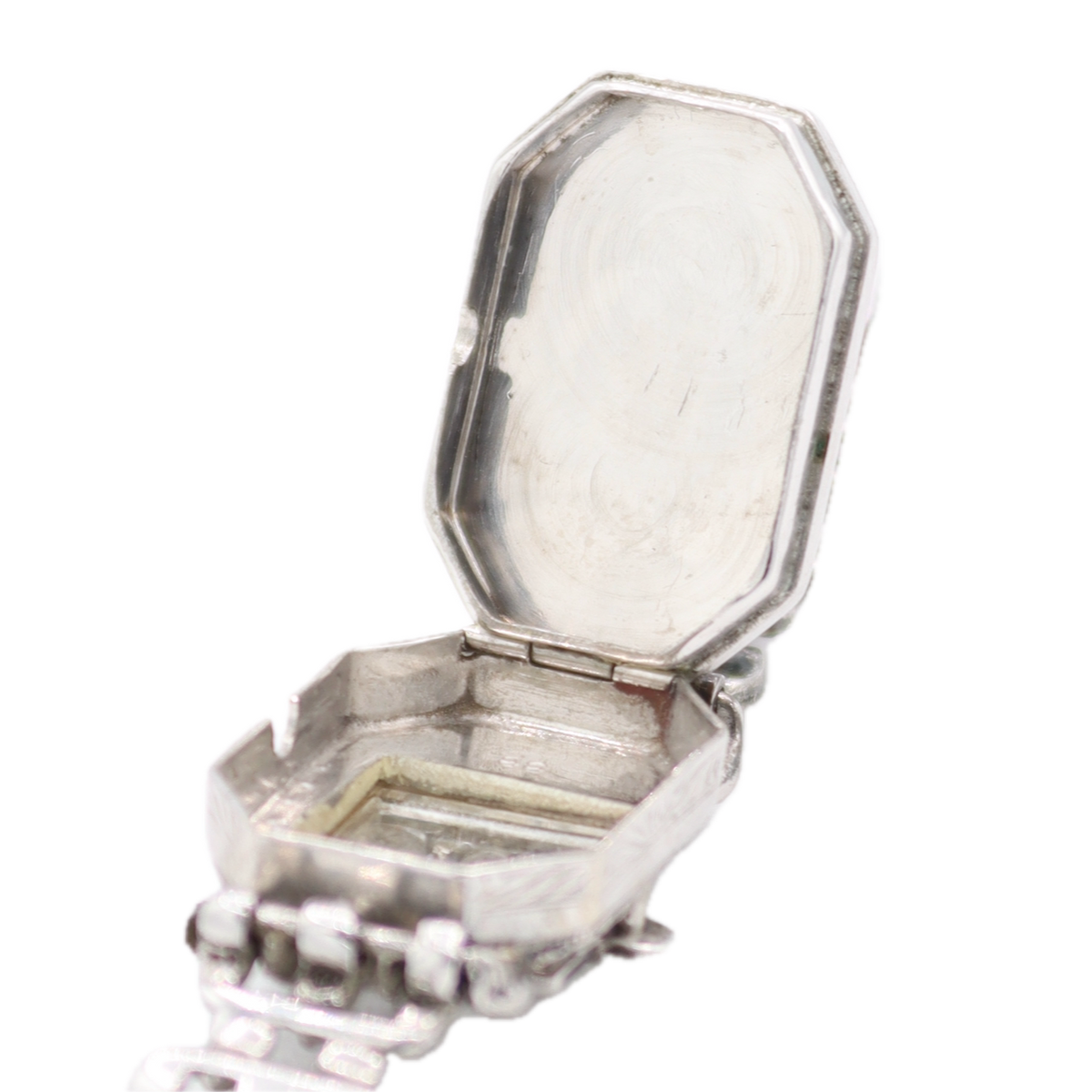 Hugueinn Moissanite