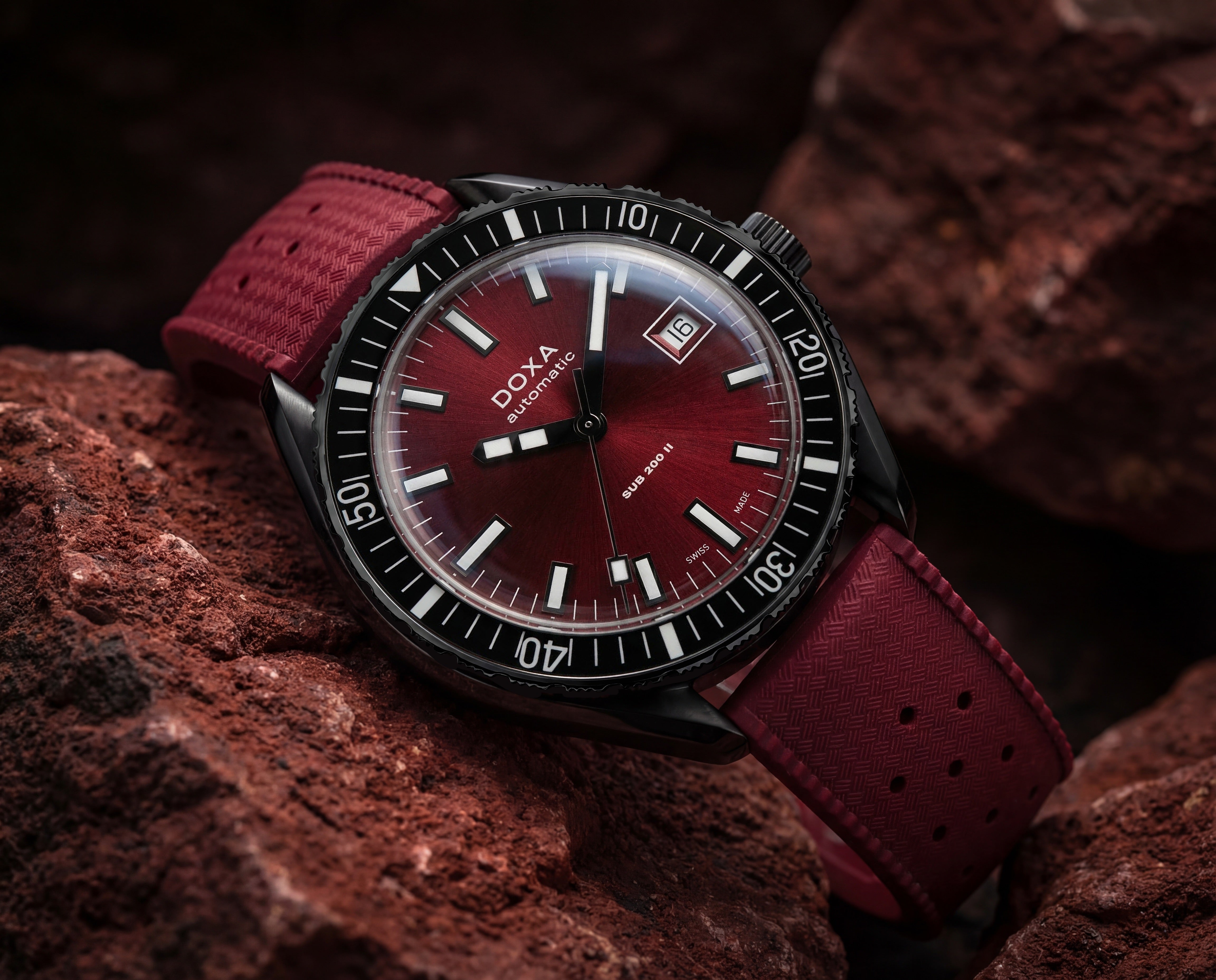 Doxa Sub 200II Redcoral 795.70.161.22