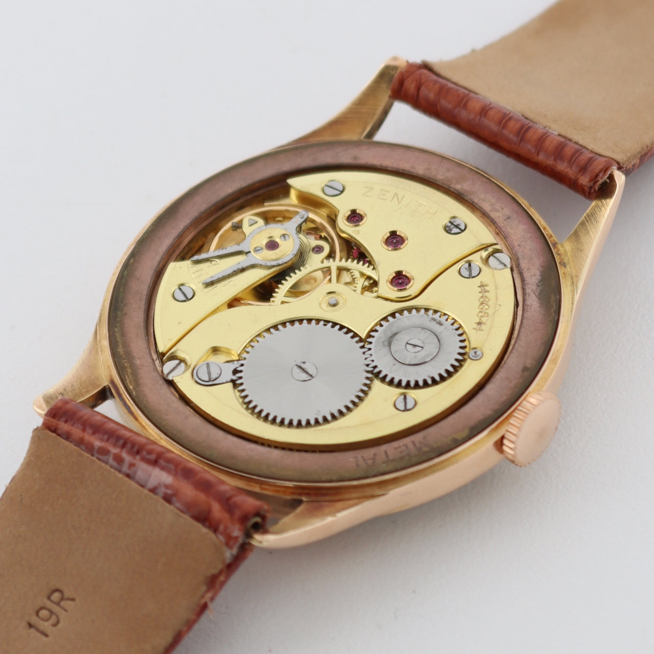 Vintage 35mm Zenith 670.900 Men's Mechanical Wristwatch 126 18k Rose Gold