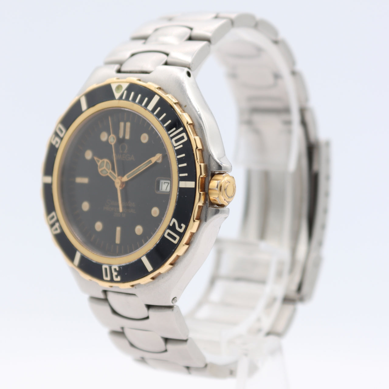 Vintage 1988 Omega 396.1042 Seamaster "Pre-Bond" Men's Quartz Wristwatch 200M