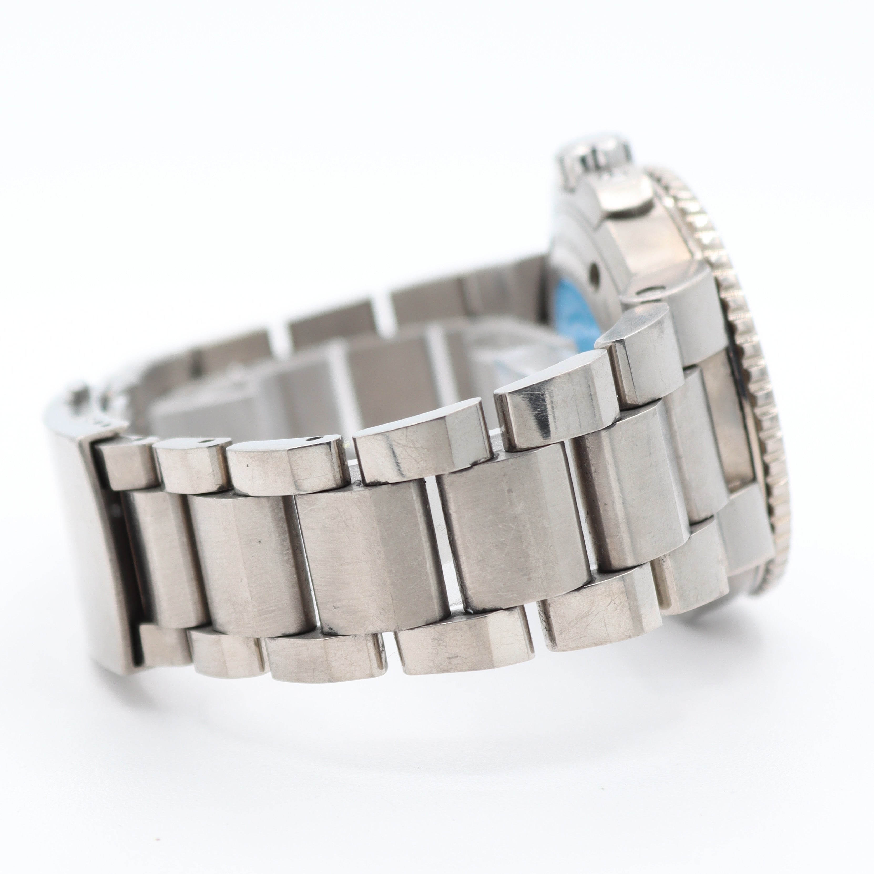 Oris Aquis Maldives Limited Edition 01.643.7654.7185