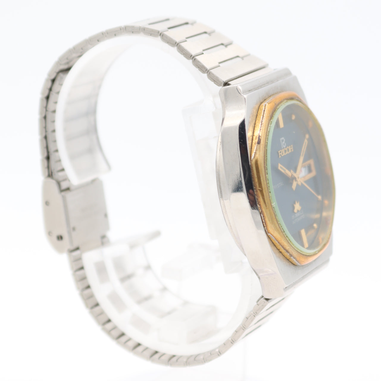 Ricoh Watch Co. Day-Date 061766AC