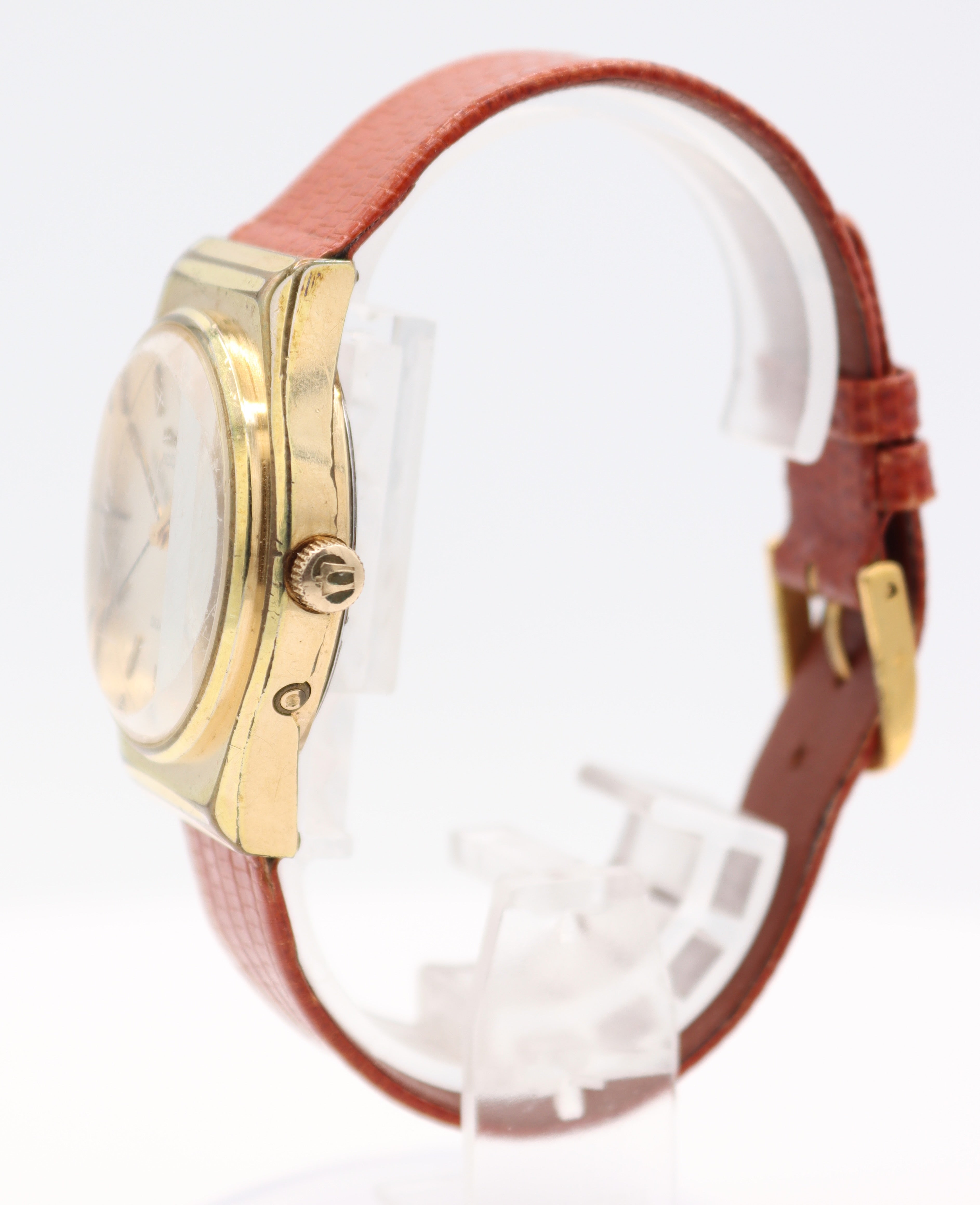 Bulova Accutron Day-Date 3694 1977