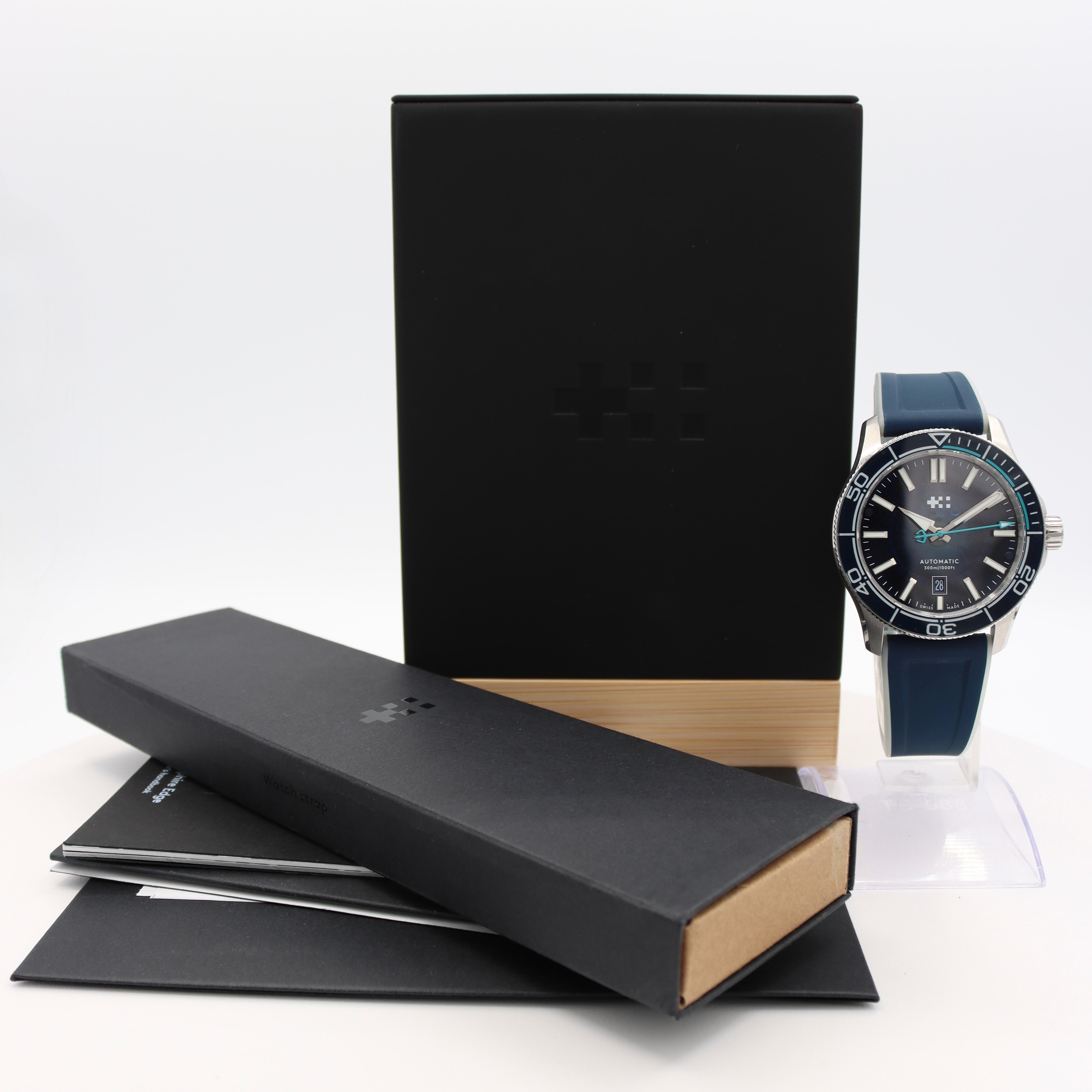 Christopher Ward C60 Sapphire Edge C60-42ADA31S0BB3