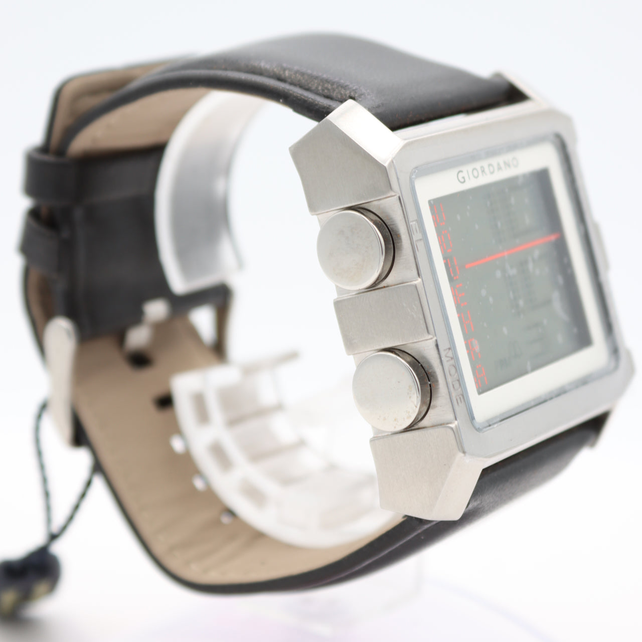 Giordano Square LCD/Dot-Matrix 1388.2679 N/A