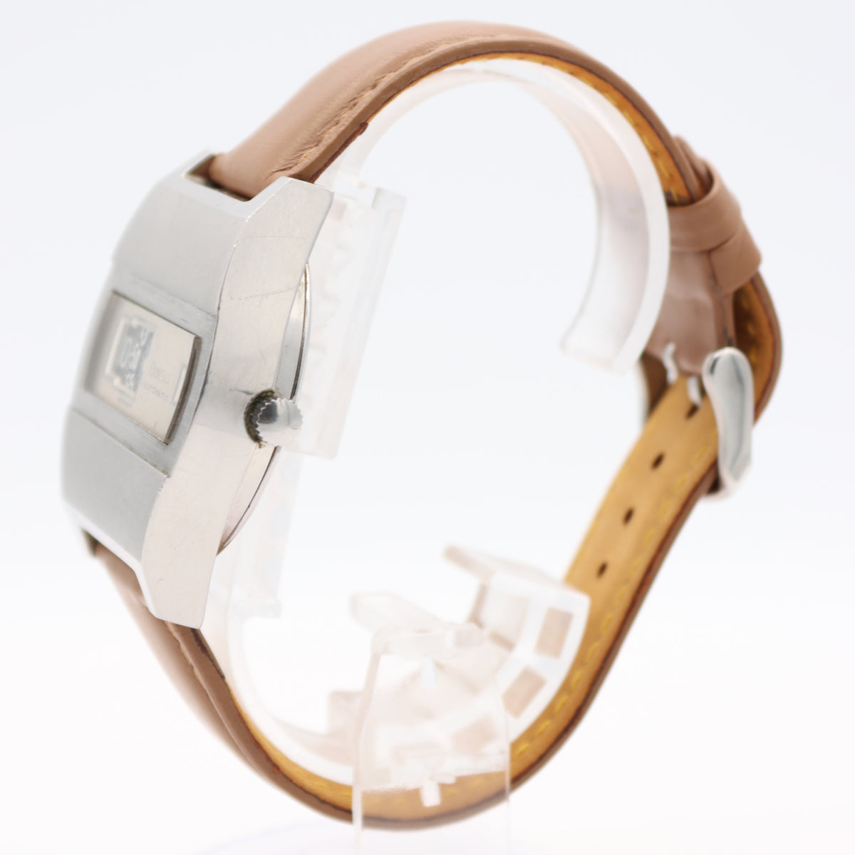 Bulova Jumping Hour 11537-8W 1974