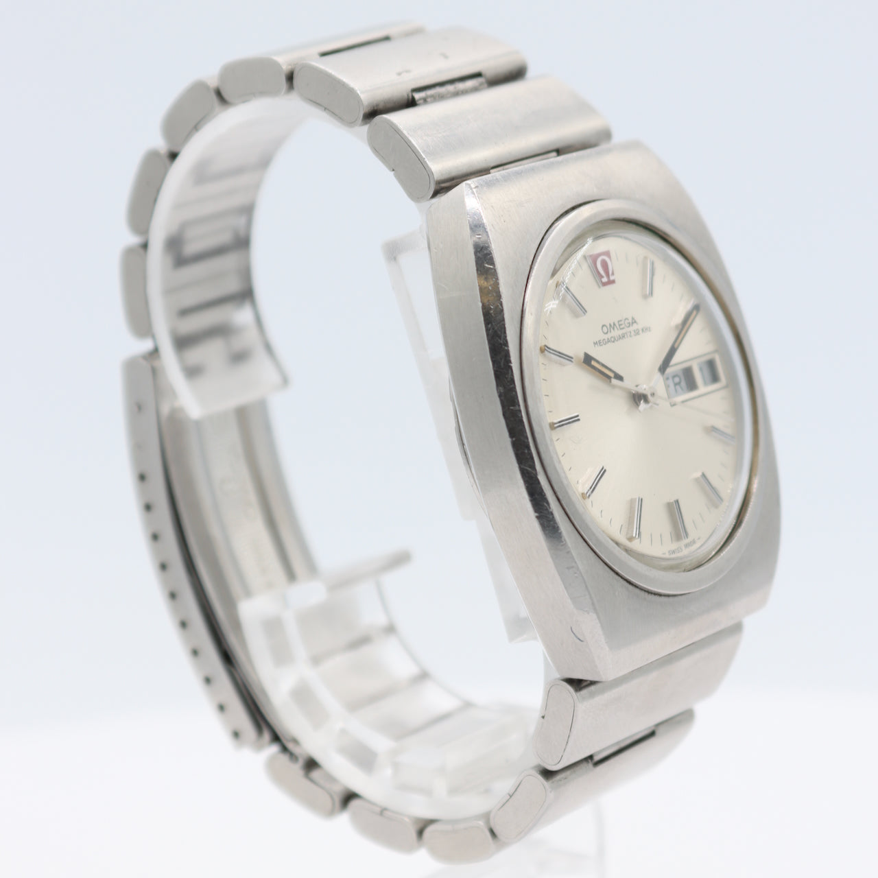Vintage Omega 196.0030 Megaquartz Day Date Men's Quartz Wristwatch 1310 Steel