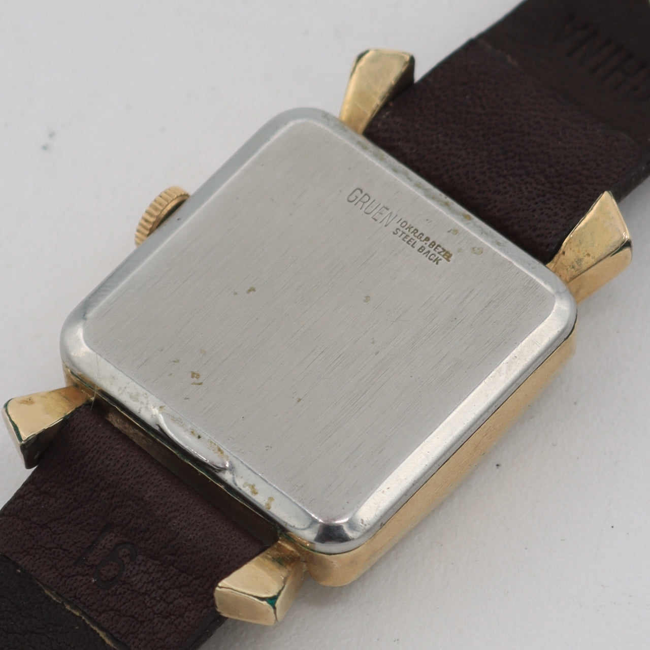 Vintage Gruen 415/824 Veri-Thin Crosshair Men's Mechanical Wristwatch 415