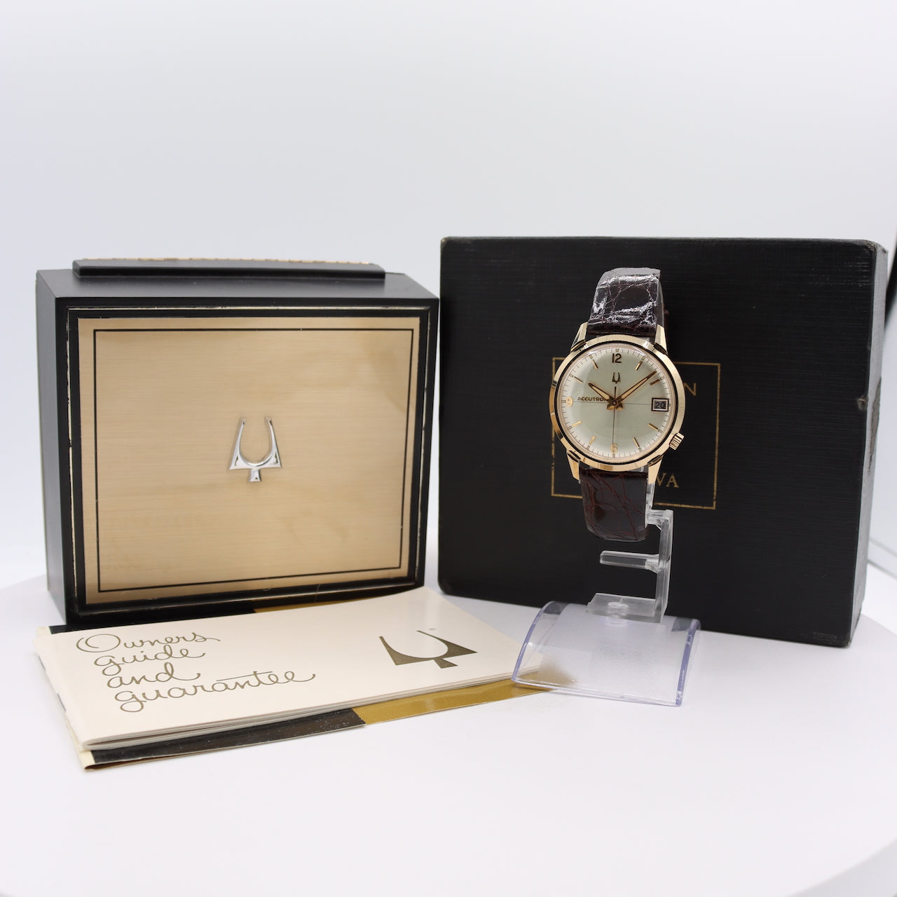 34mm 1960 Accutron Calender-O Men's Tuning Fork Wristwatch 14k GF NOS w Box