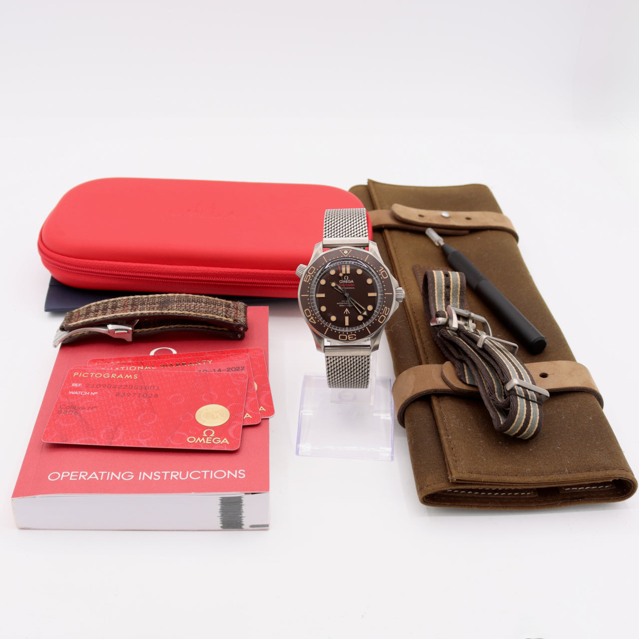 Omega 007 Edition Seamaster Diver 300M  210.90.42.20.01.001