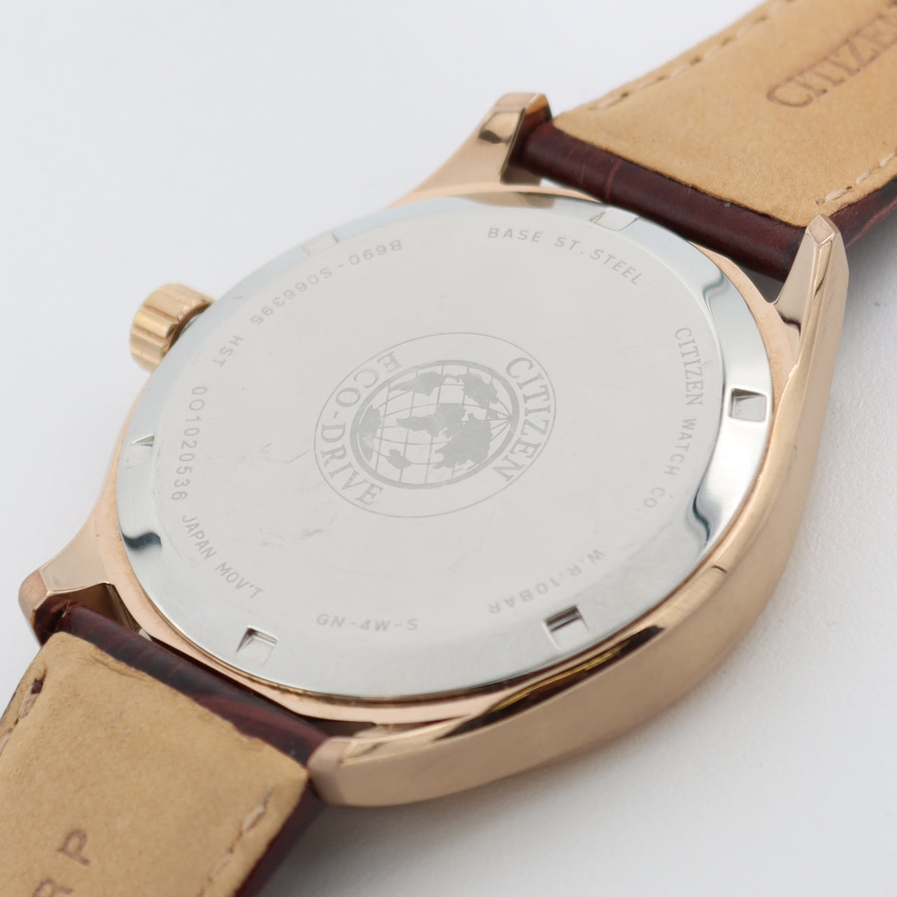 43mm Citizen B690-S066395 Classic Style Men's Quartz Wristwatch Gold Tone Date