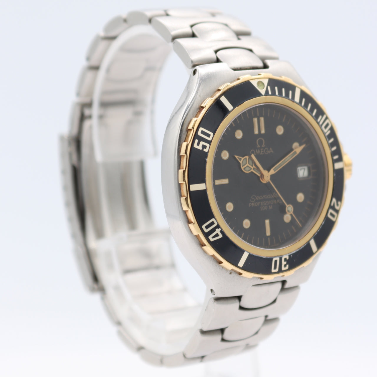 Vintage 1988 Omega 396.1042 Seamaster "Pre-Bond" Men's Quartz Wristwatch 200M