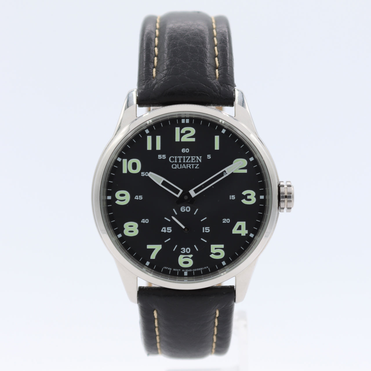 39mm Citizen 1045-S010888 Black Dial Men's Quartz Wristwatch Japan Steel W/Box