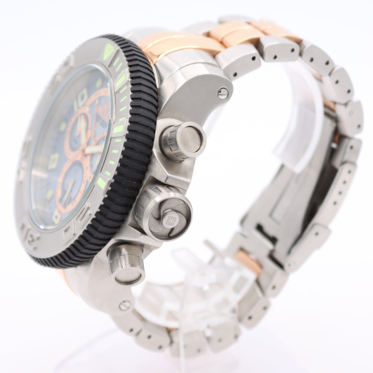 Invicta Sea Hunter 13686