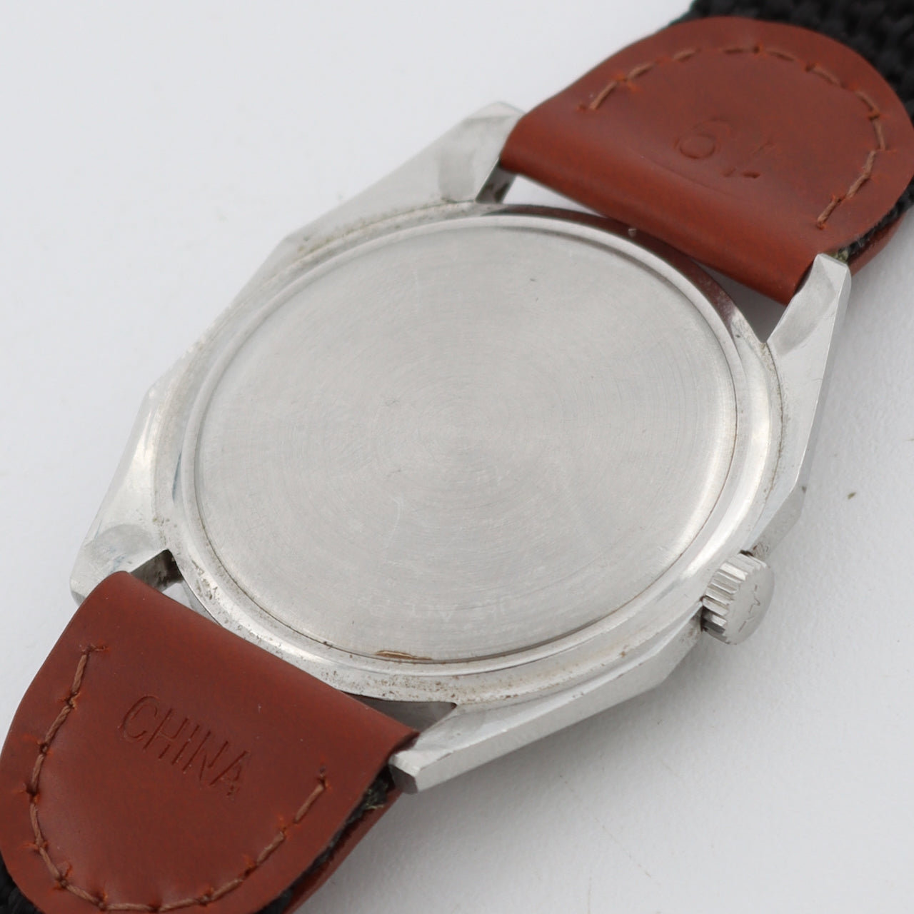 33mm Wittnauer Sunburst Date Men's Wristwatch Swiss Stainless Steel Silver Dial