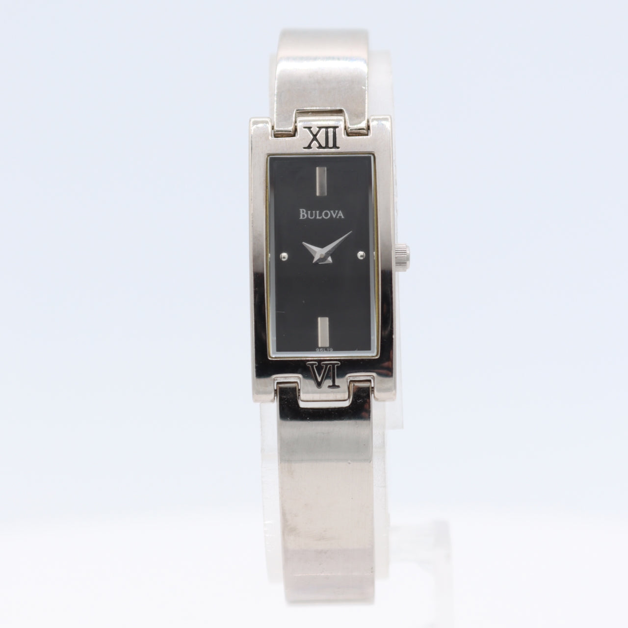 15mm 1998 Bulova 96L19 Black Dial Ladies Quartz Wristwatch Japan Chrome Plated
