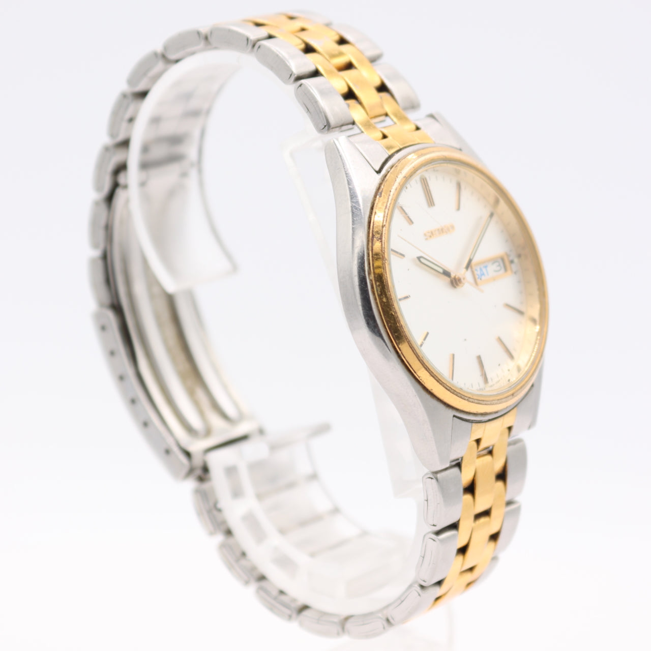 Vintage 37mm Seiko 7N43-9048 Day Date Men's Quartz Wristwatch Japan Silver Dial
