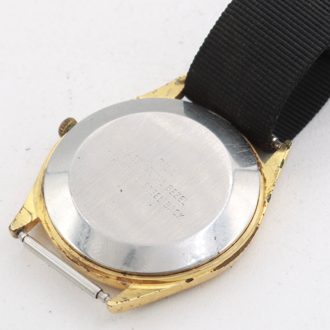 Vintage G.T.I. Colonial Life & Accident Men's Quartz Wristwatch Gold Tone