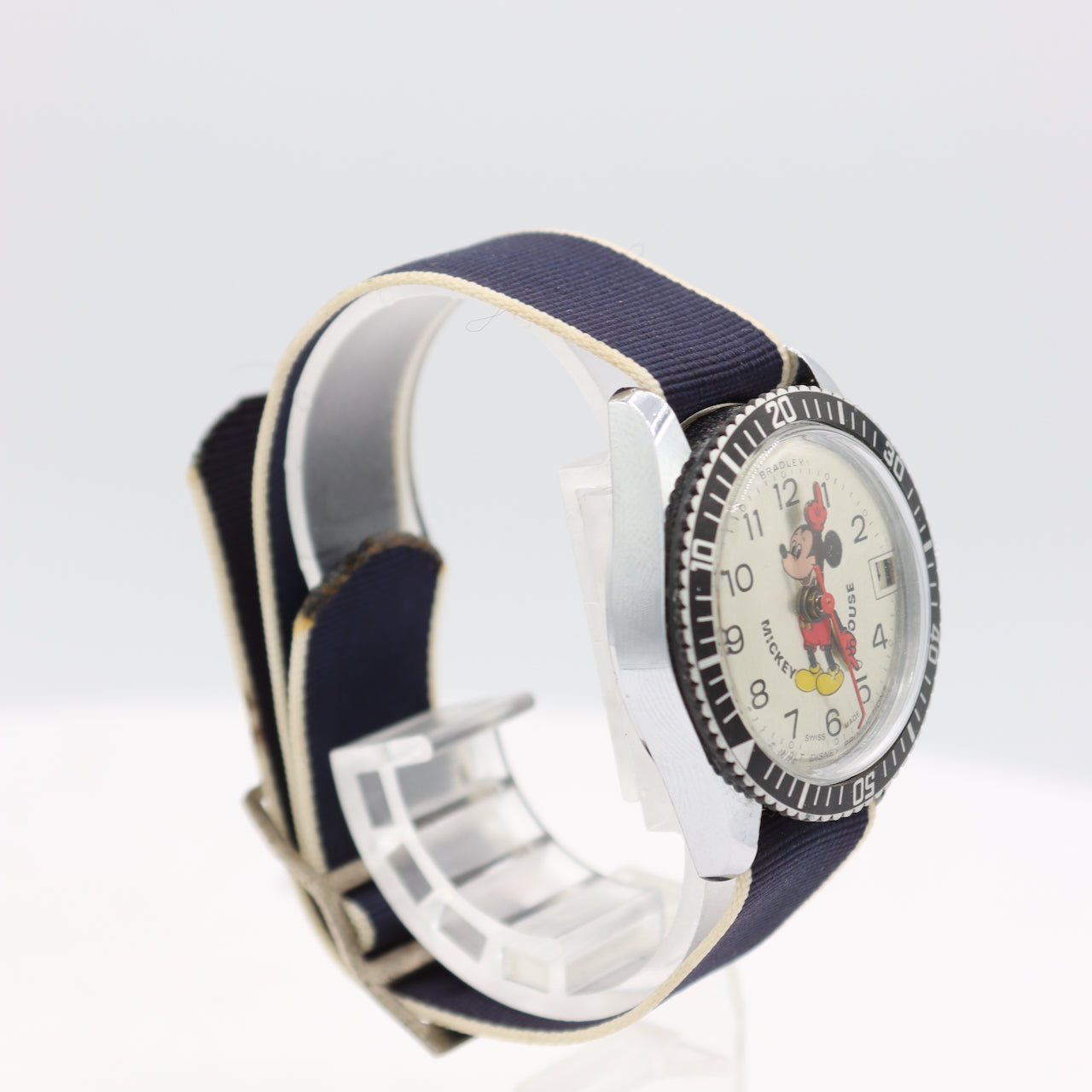 Vintage Bradley Mickey Mouse Men's Mechanical Wristwatch 8800 Steel & Chrome