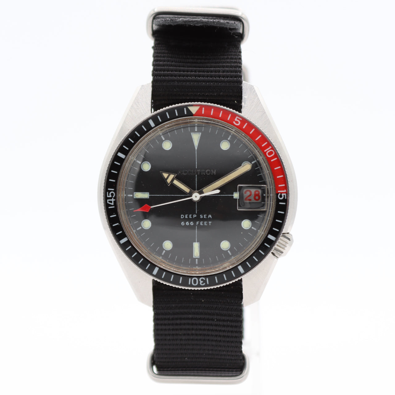 Vintage Accutron Deep Sea Devil Diver 666ft 702-1