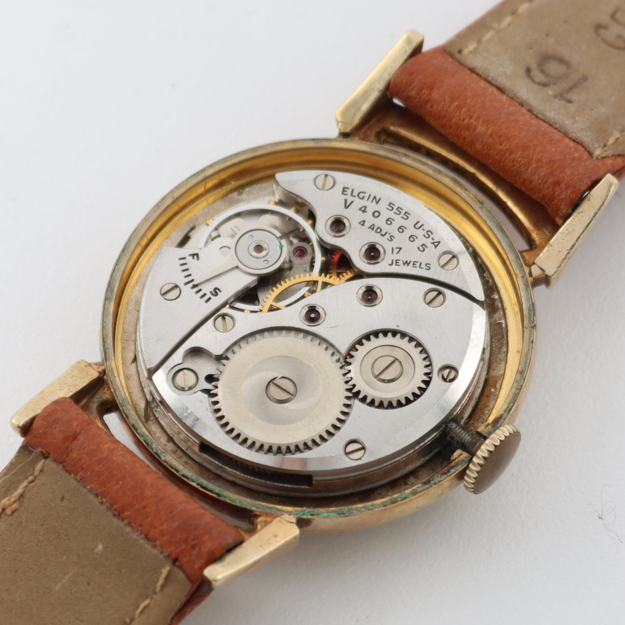 Vintage 29mm Elgin 5710 DeLuxe 17j Men's Mechanical Wristwatch 555 USA 10k GF