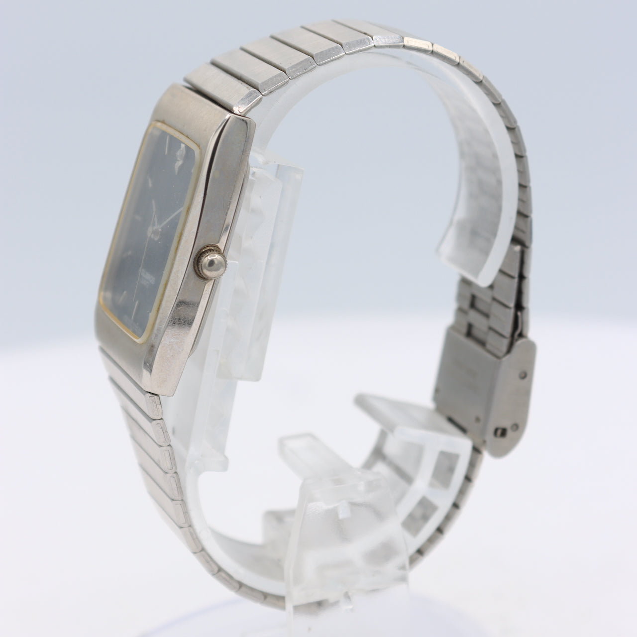 Vintage Helbros Black & Diamond Dial Ladies Quartz Wristwatch Japan Gold Tone