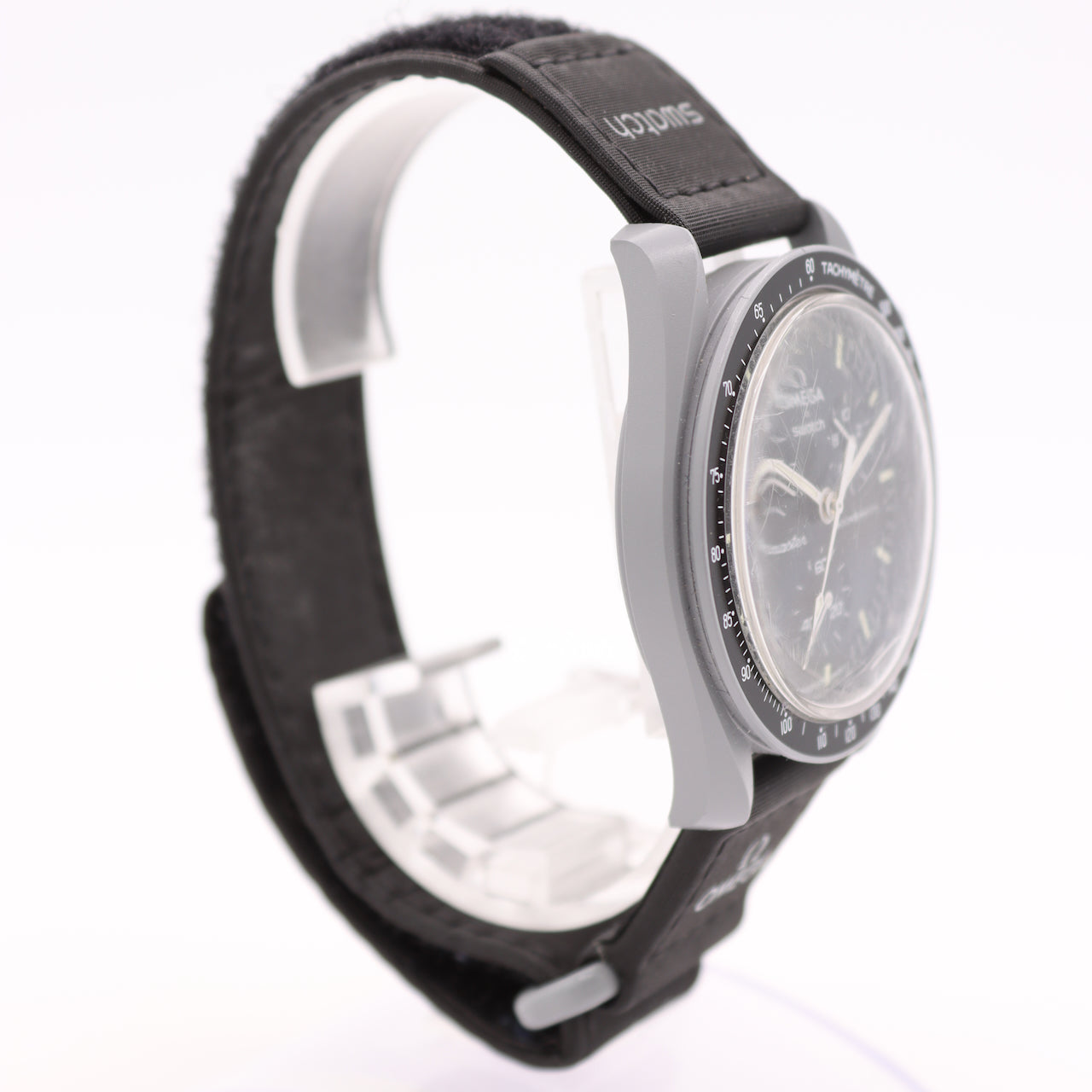Omega x Swatch Mission to the Moon SO33M100
