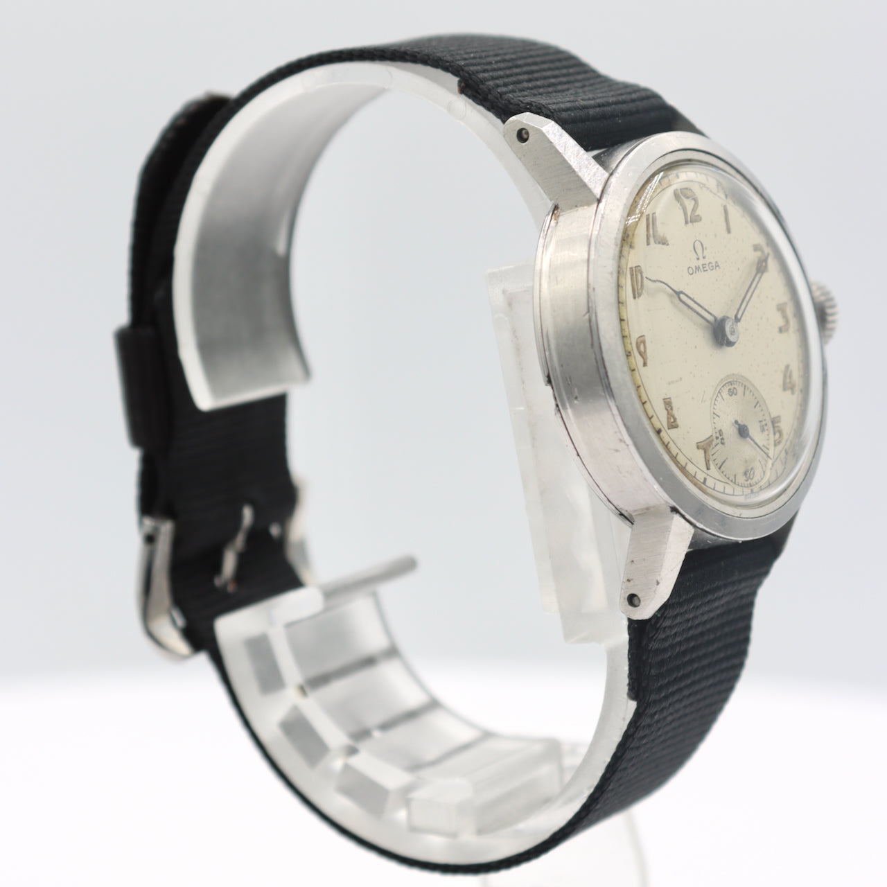 Vintage 30mm Omega 2162 WW2 Military Style Men's Mechanical Wristwatch 26.5 T3