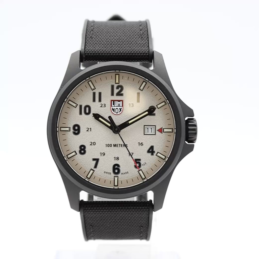 Luminox Atacama Field XL.1971