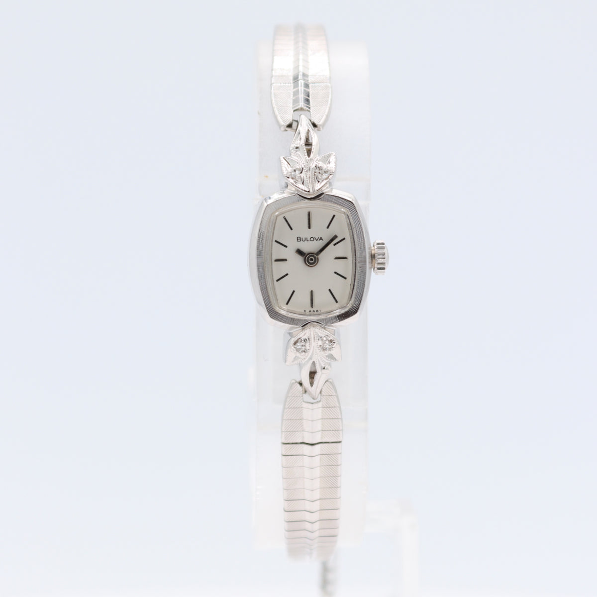 Bulova Le Petite C4220 1983