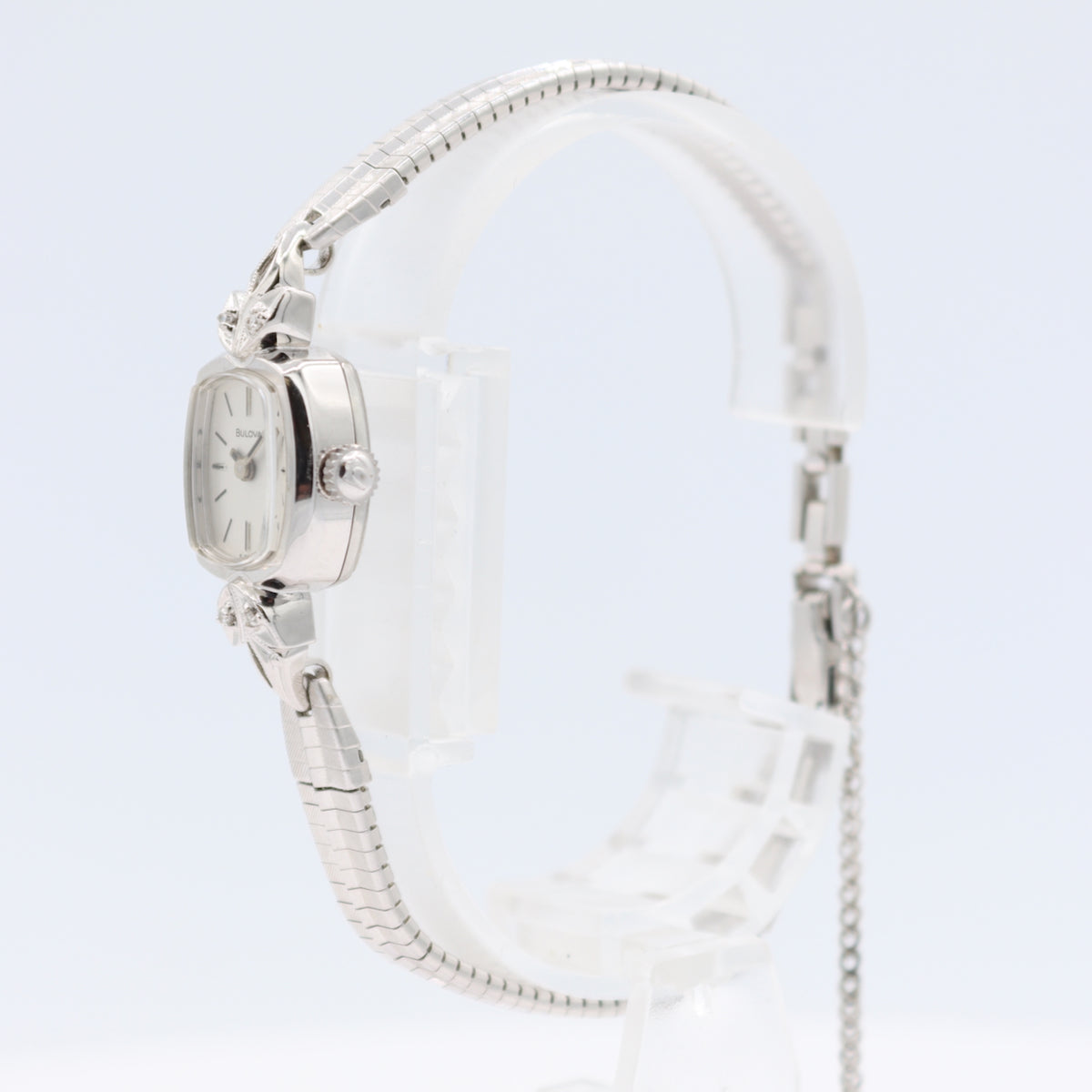 Bulova Le Petite C4220 1983