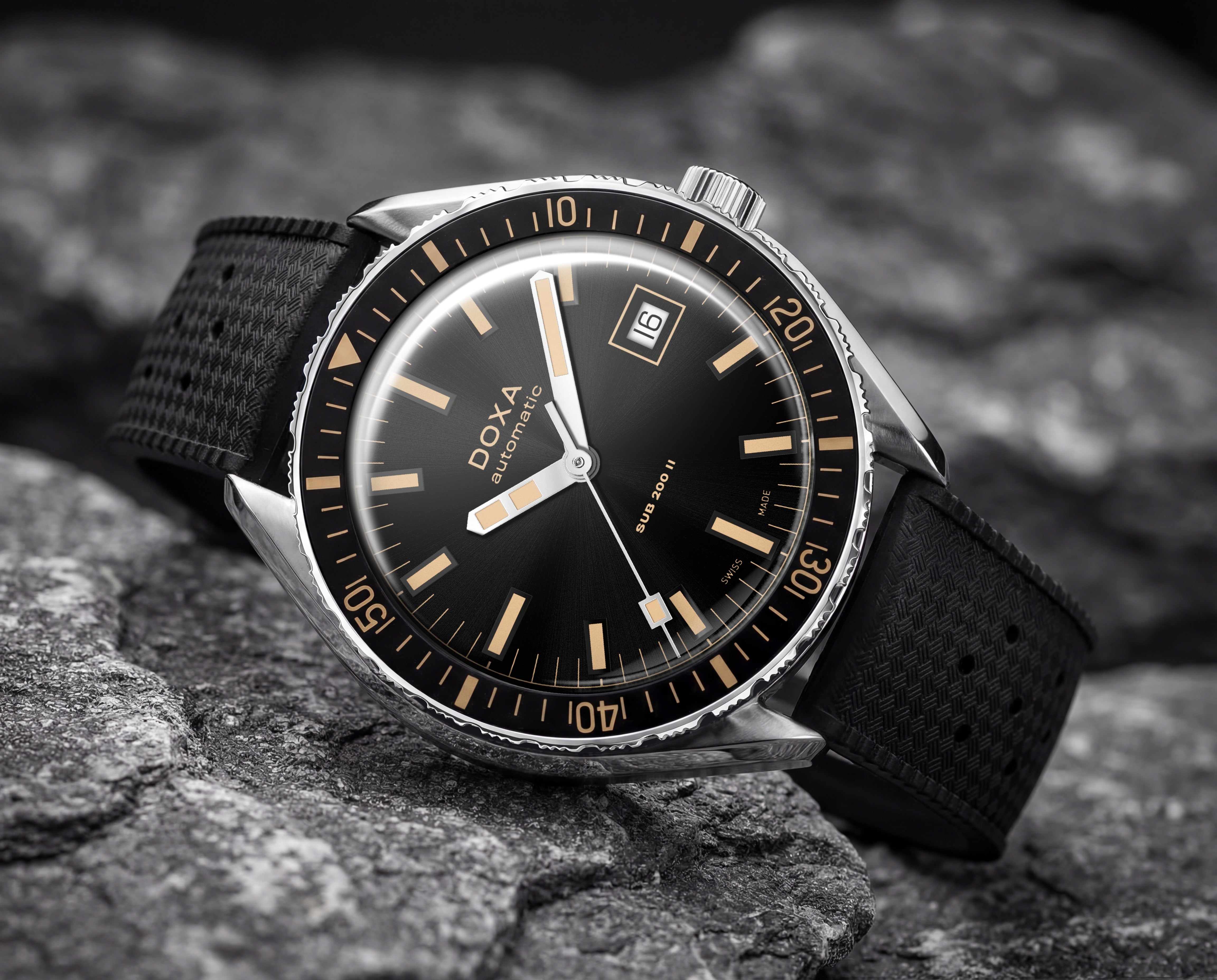 Doxa Sub 200II Shark Hunter 795.10.101.20