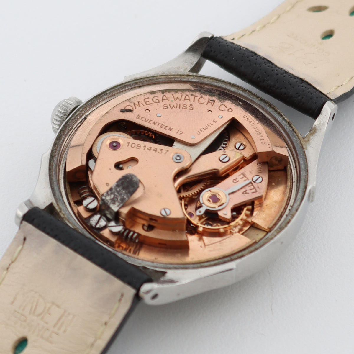 Omega Art Deco 2438-4 1944